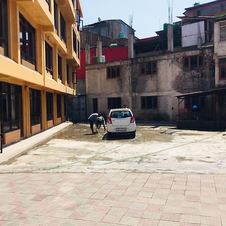 Hotel Kashmir Hill Town Srīnagar Exterior foto